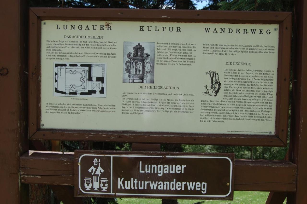 Landhaus Lungau ザンクト・ミヒャエル・イム・ルンガウ エクステリア 写真