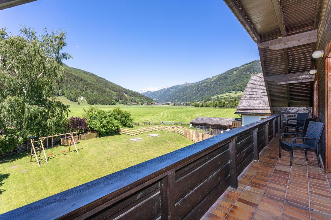 Landhaus Lungau ザンクト・ミヒャエル・イム・ルンガウ エクステリア 写真