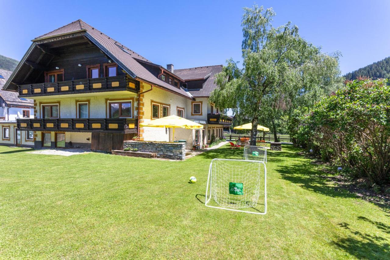 Landhaus Lungau ザンクト・ミヒャエル・イム・ルンガウ エクステリア 写真