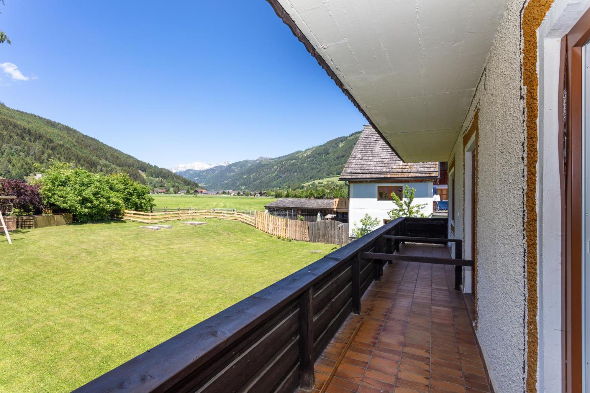 Landhaus Lungau ザンクト・ミヒャエル・イム・ルンガウ エクステリア 写真